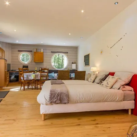 Prázdninový dům Evasion Marine : Avec Jardin Prive, Terrasse Et Acces Direct Au Canal De Nantes A Brest - Fr-1-306-835 *